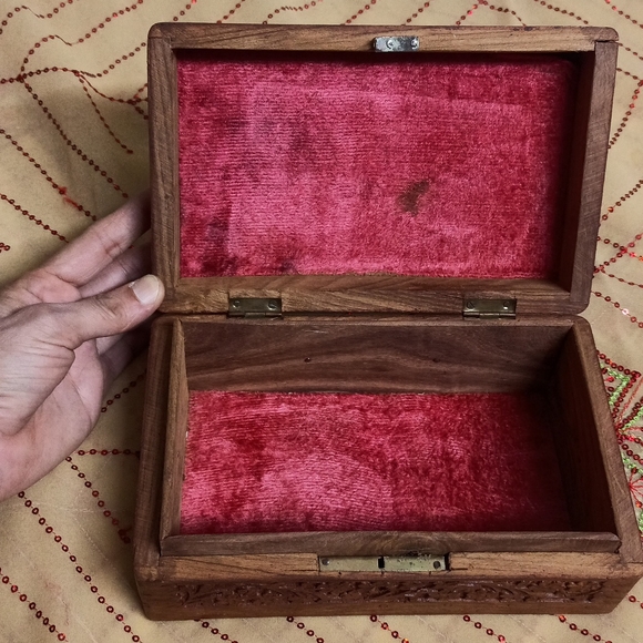 Wooden jewellery box - Picture 4 of 8